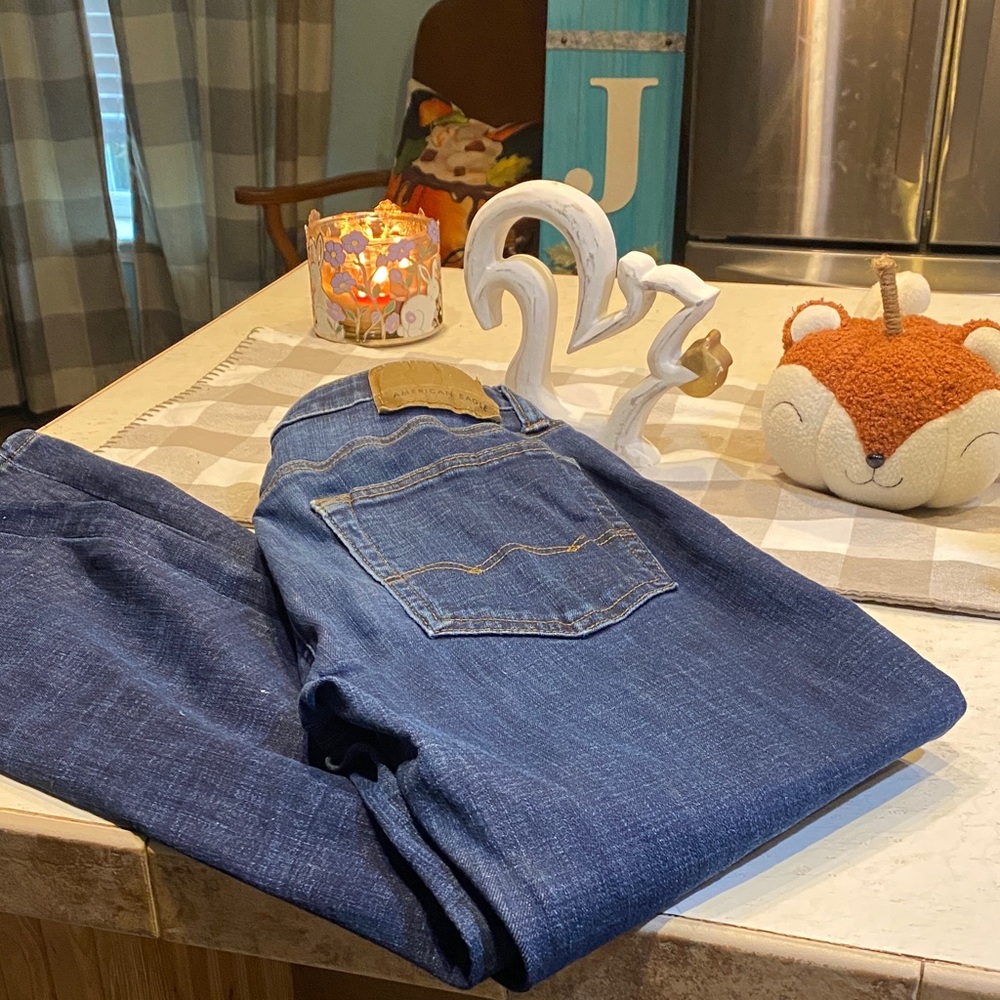 American Eagle Outfitters Dark Blue Jeans